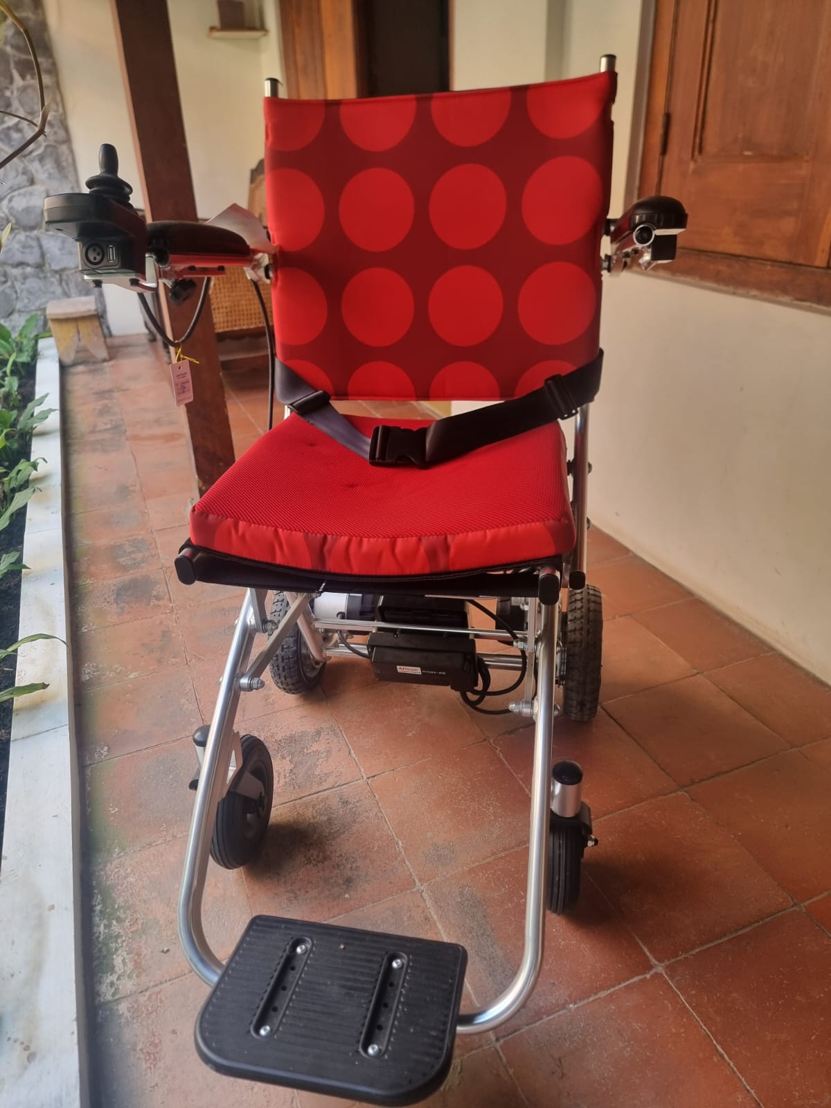 Second Hand Nissin UL30 Ultralight Folding Powerchair (red dot upholstery) (PLS SEE DESCRIPTION)