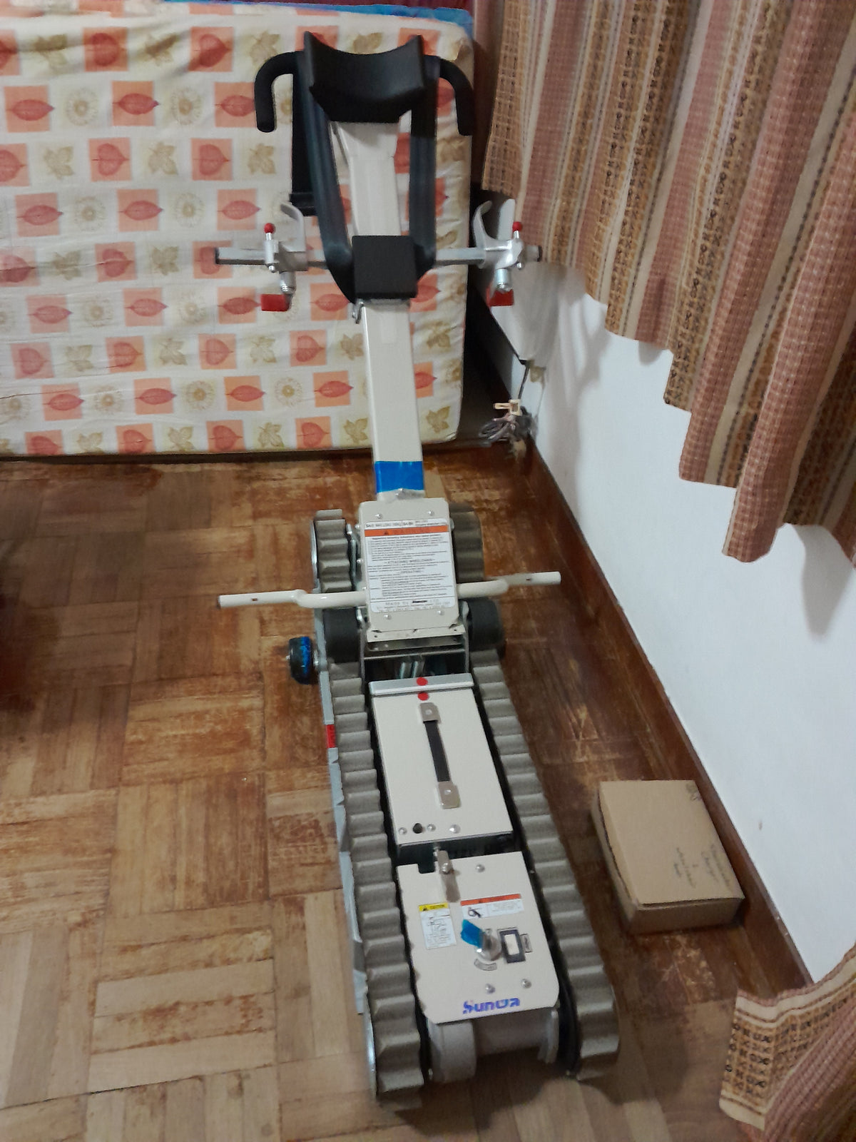 Second Hand Sunwa Stairclimber & Chrome Wheelchair 16" (PLS SEE DESCRIPTION)