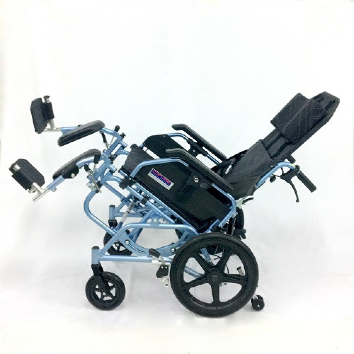 DNR Wheels - APLUS LIGHTWEIGHT TILT-IN-SPACE PUSHCHAIR