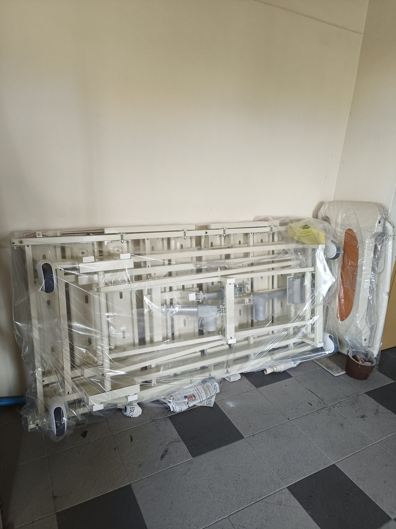 Second Hand Electric Hospital Bed & Air Mattress