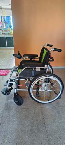 Second Hand Cruz Motorised Wheelchair